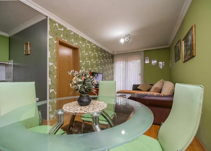 Helena Lux Apartament *